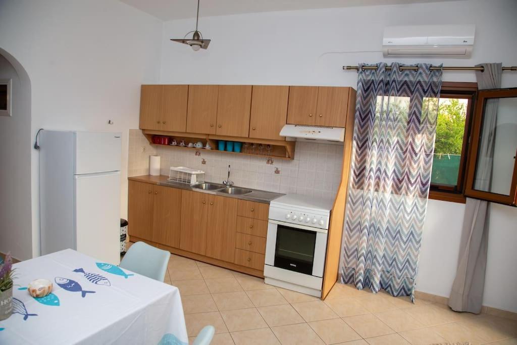 Appartement Εξοχη Και Θαλασσα à Makrýgialos Extérieur photo